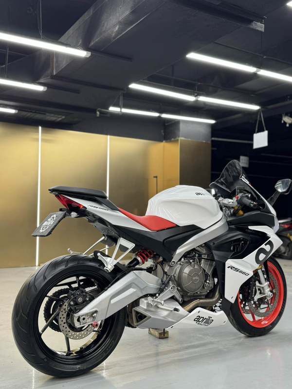 二手阿普利亚RS 660 