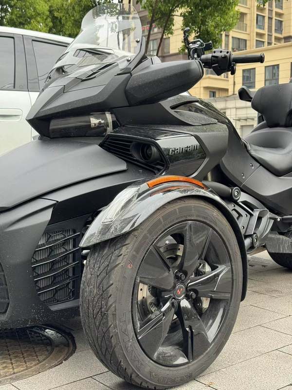 二手庞巴迪Spyder F3 