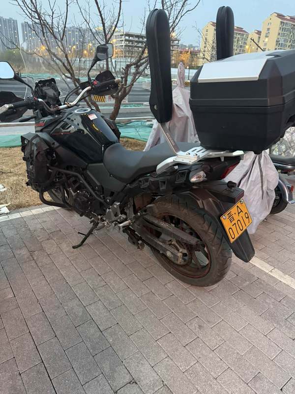 二手豪爵铃木DL250