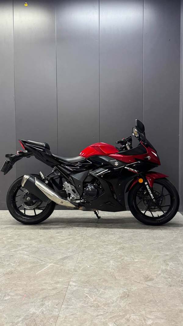 二手豪爵铃木GSX250R