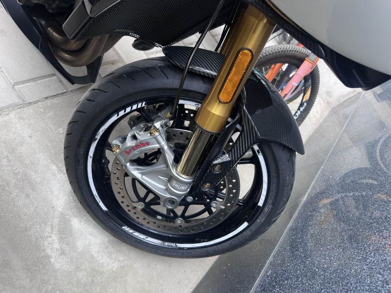 二手凯旋Speed Triple 1200 RR