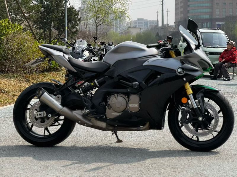 二手QJMOTOR赛600