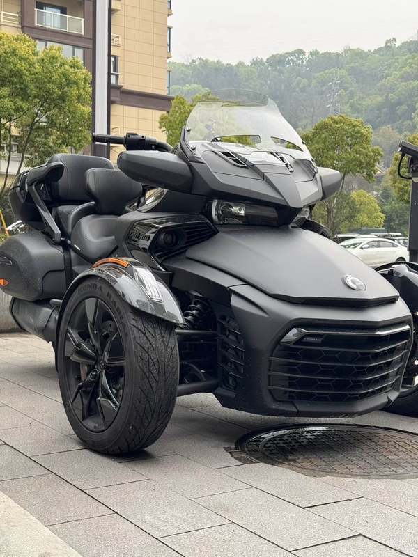 二手庞巴迪Spyder F3 