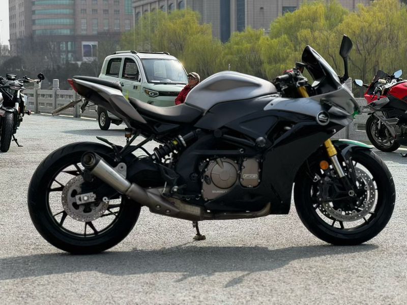 二手QJMOTOR赛600