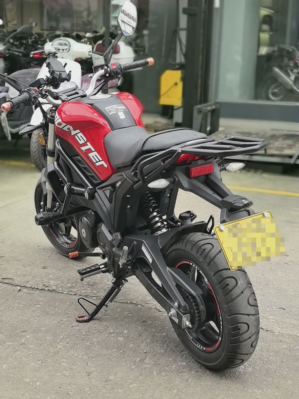 二手银钢小怪兽150