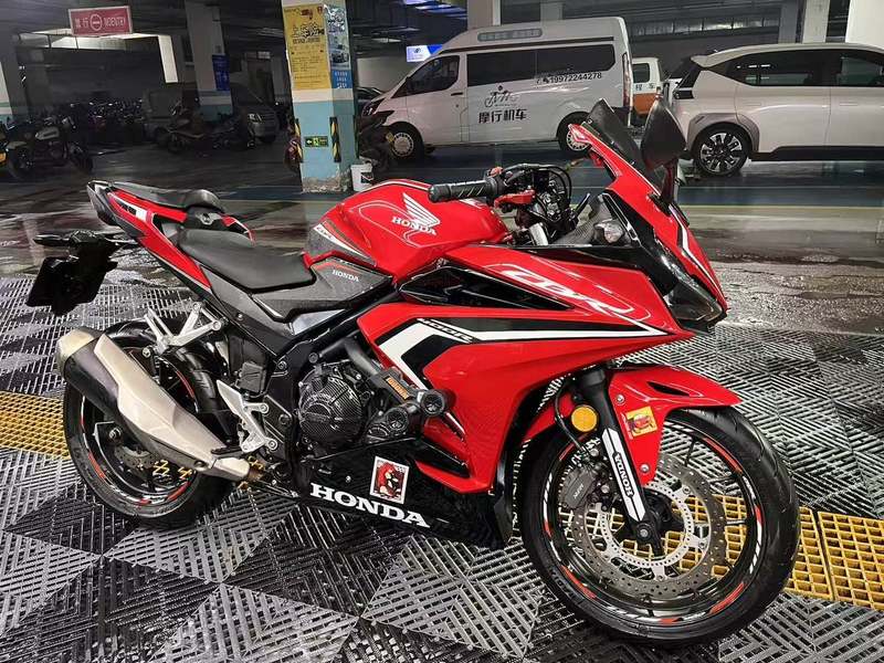 二手本田CBR400R