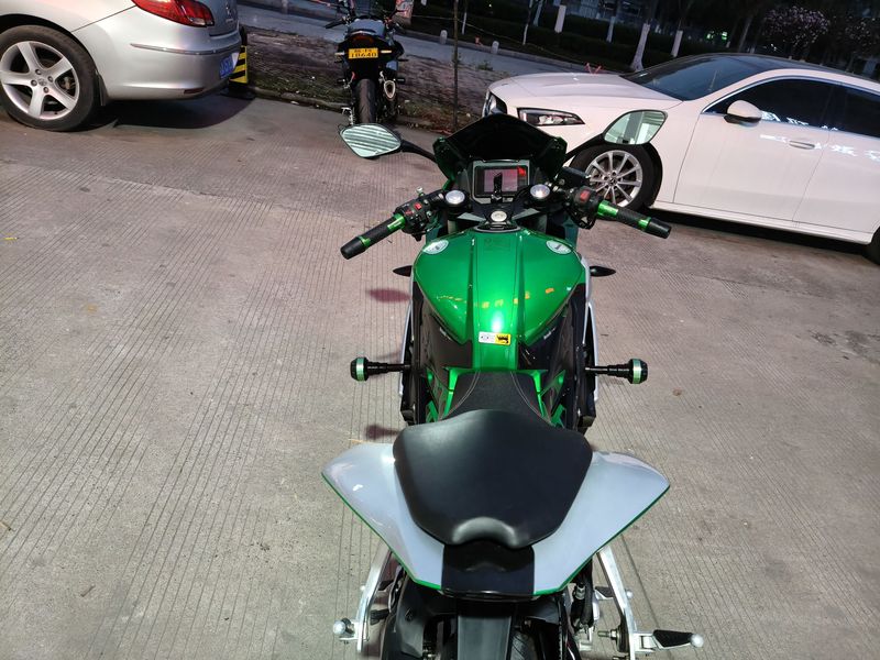 二手贝纳利龙卷风 Tornado 252R