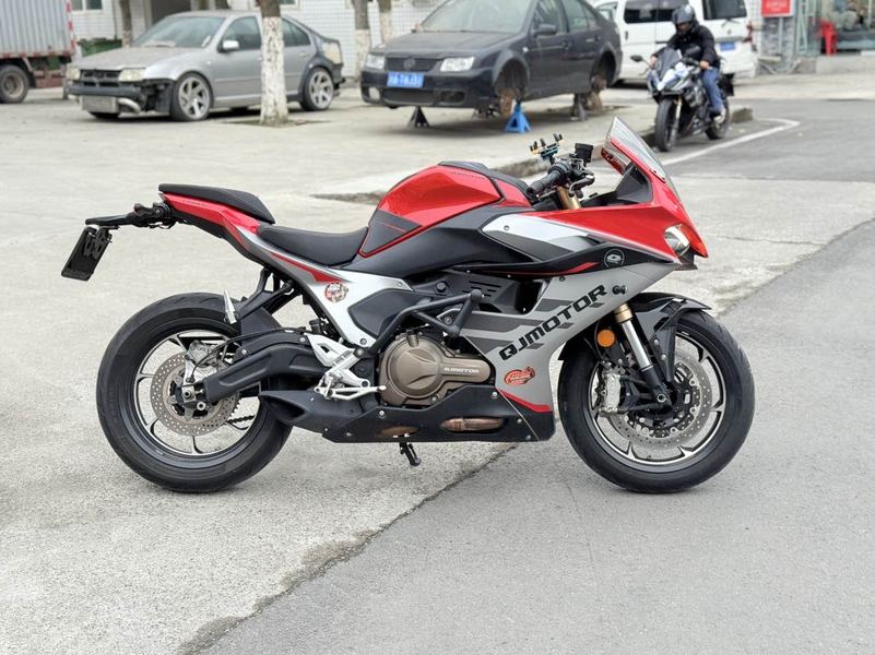 二手QJMOTOR赛550