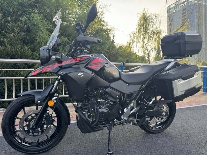 二手豪爵铃木DL250