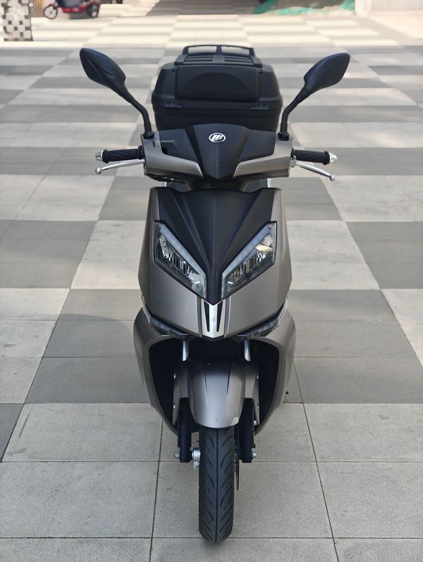 二手力帆GRH125 灰狗