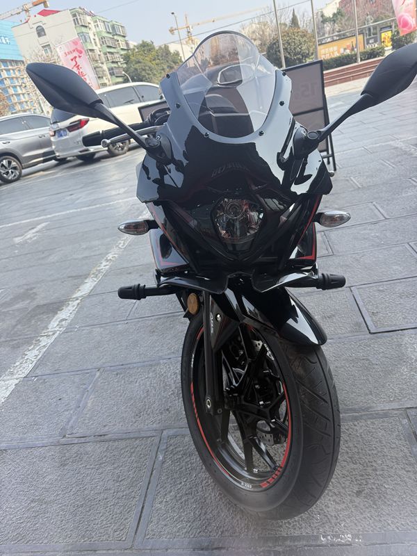 二手豪爵铃木GSX250R