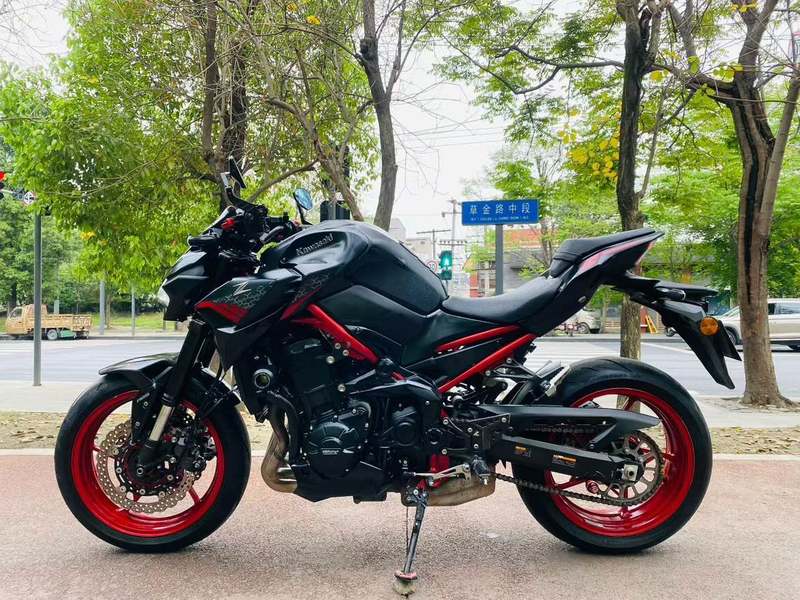 二手川崎Z900
