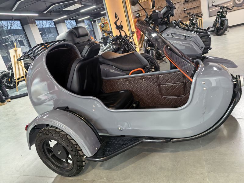 二手双本速刻边三轮