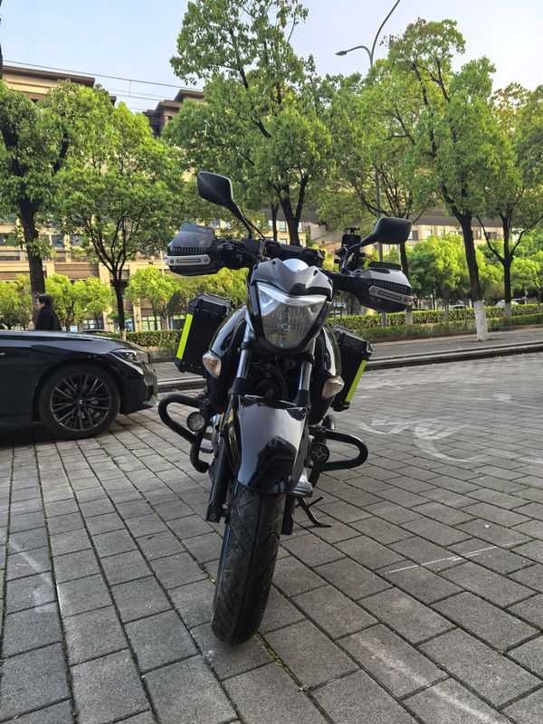 二手豪爵铃木骊驰 GW250