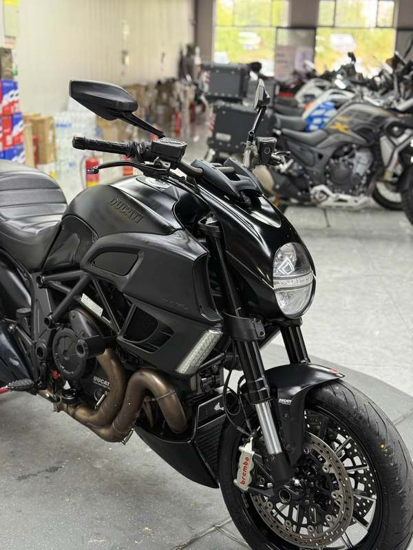 二手杜卡迪Diavel Titanium