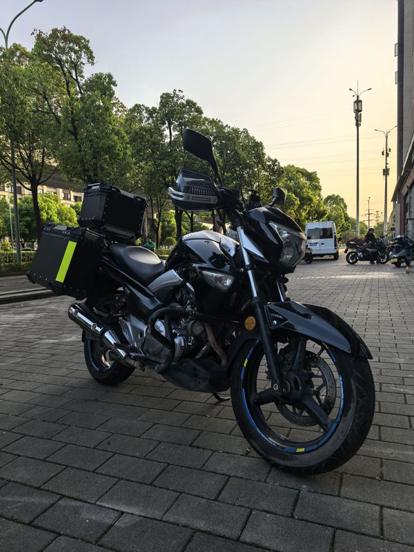 二手豪爵铃木骊驰 GW250