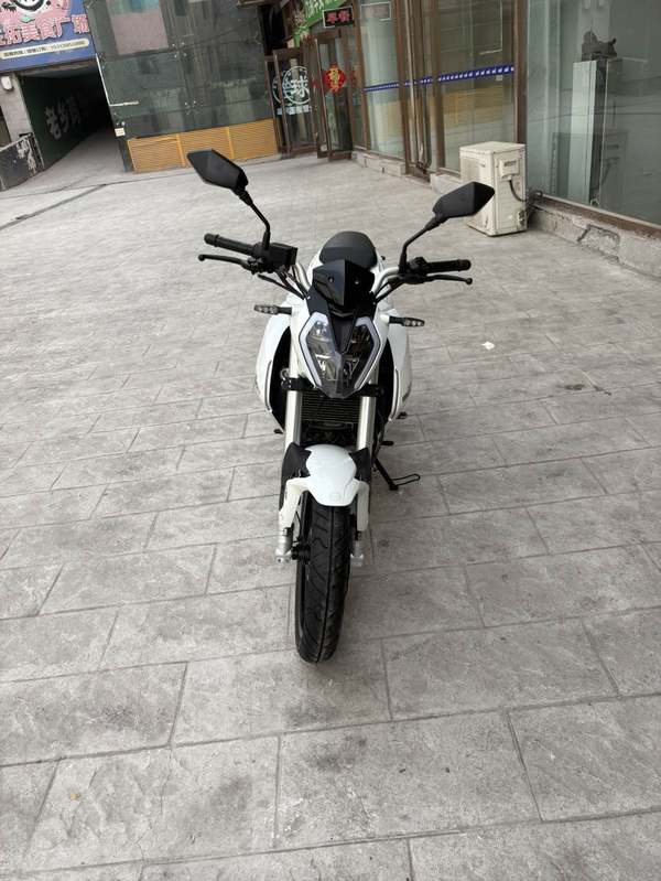 二手贝纳利小迅龙 BN150S