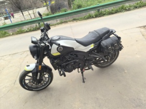 二手贝纳利幼狮 Leoncino 250