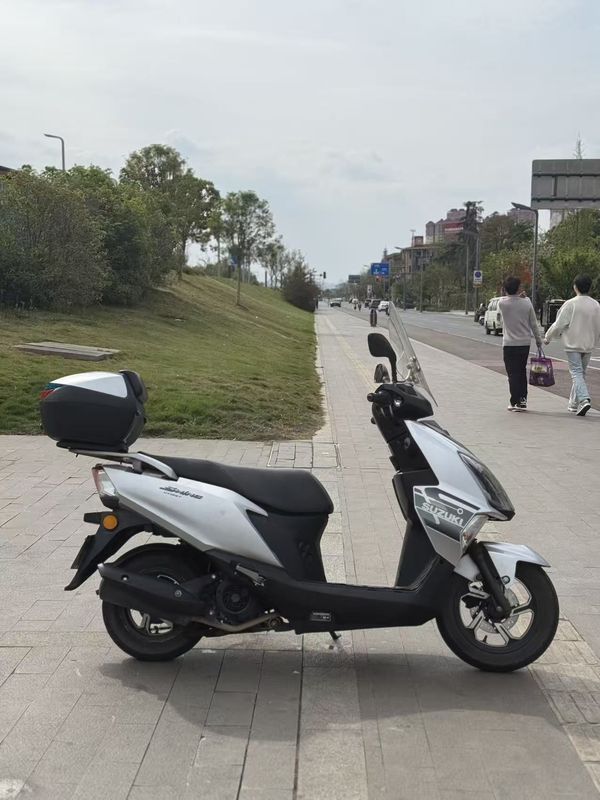 二手济南铃木UY125