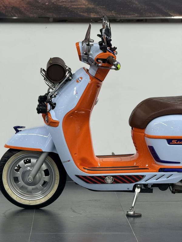 二手维多利亚Sixties 250Si