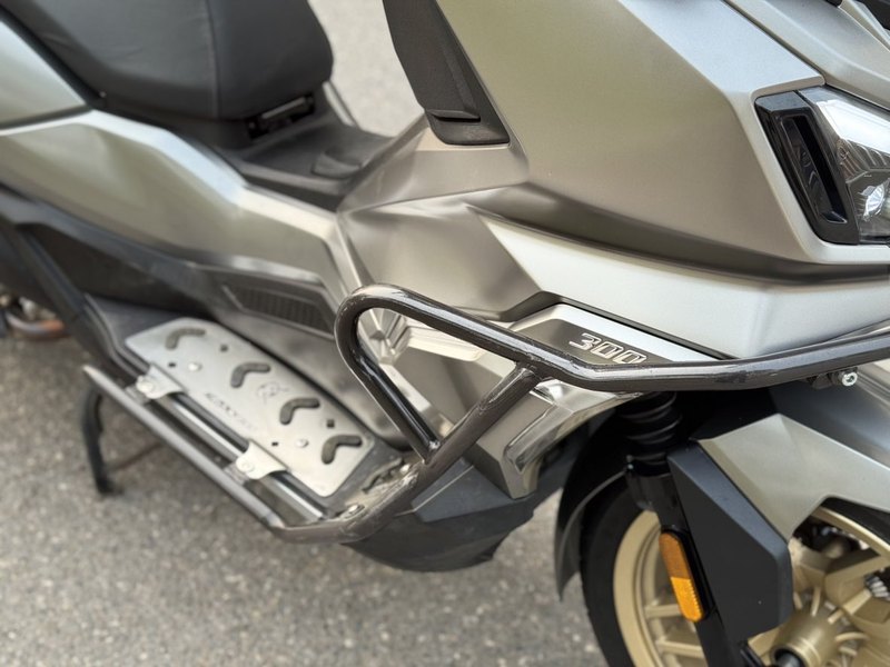 二手三阳哈士奇 Husky ADV300