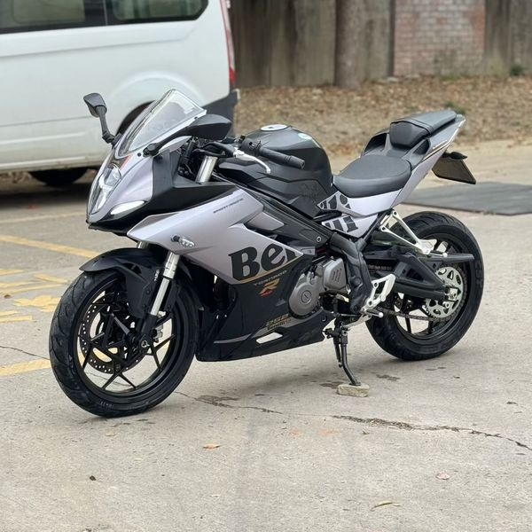 二手贝纳利龙卷风 Tornado 252R