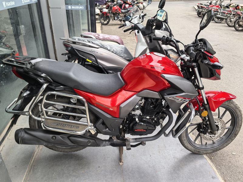 二手五羊本田帅影150