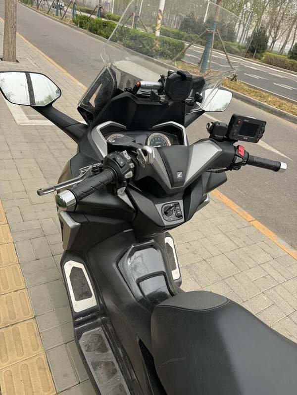 二手本田NSS350(进口)