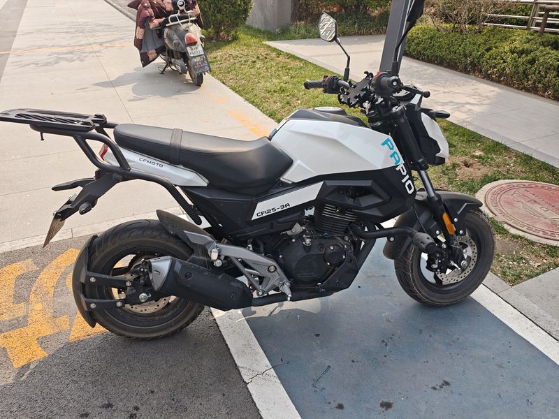 二手春风ST狒狒