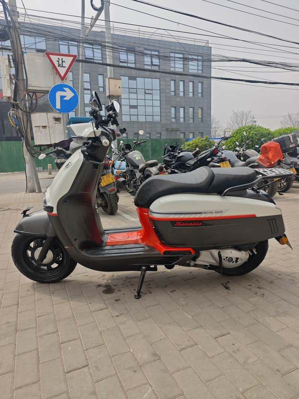 二手维多利亚Sixties 250Si