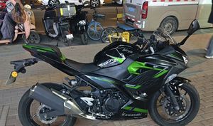 二手川崎Ninja 400