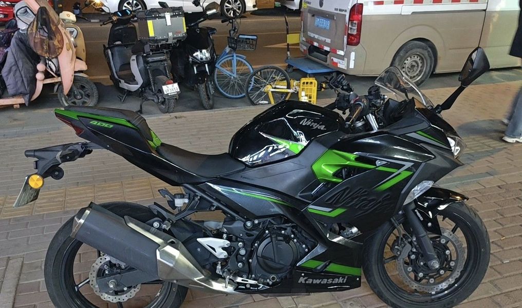 二手川崎Ninja 400