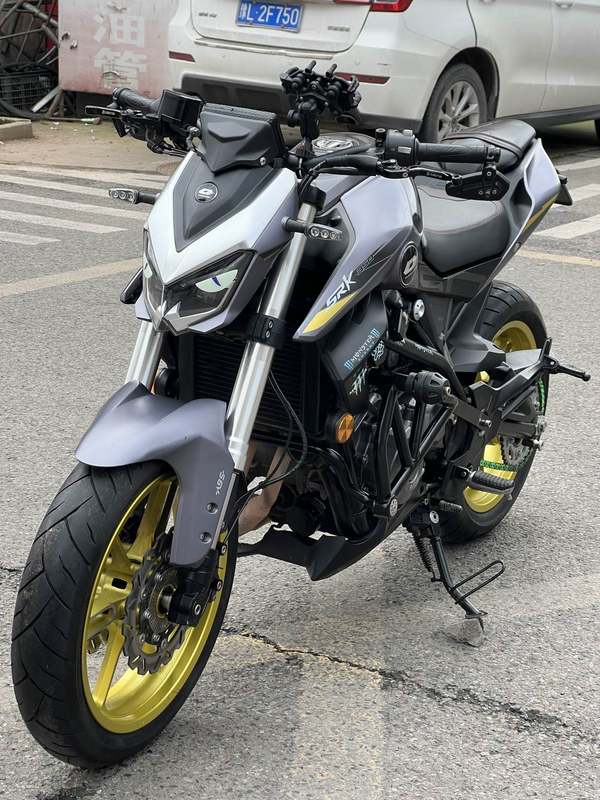 二手QJMOTOR追350