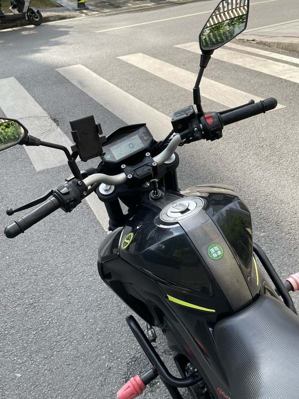 二手贝纳利小迅龙 BN150S