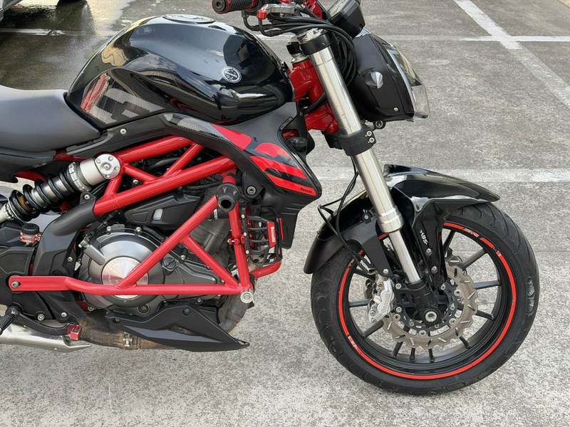 二手贝纳利蓝宝龙 BN302S