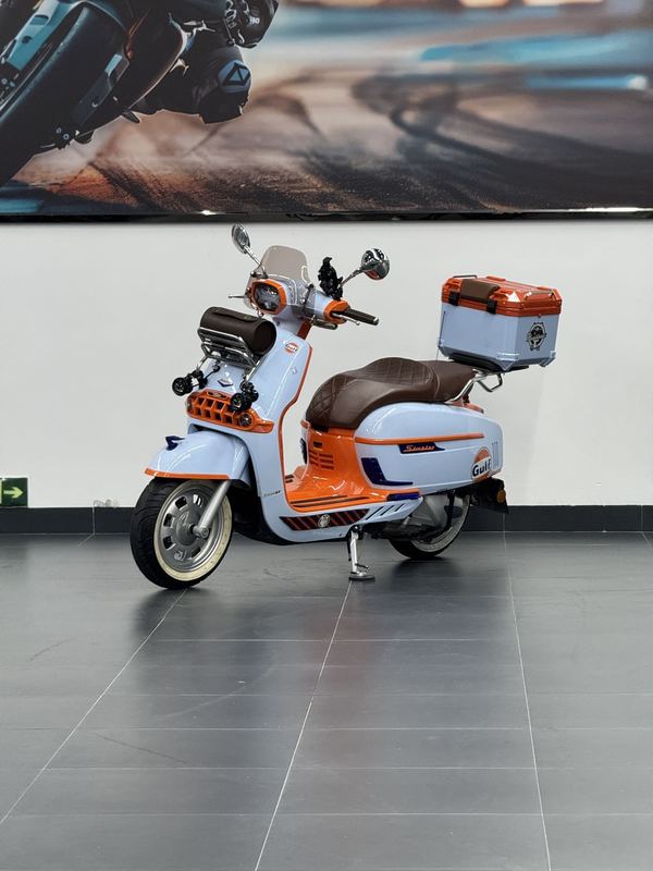 二手维多利亚Sixties 250Si