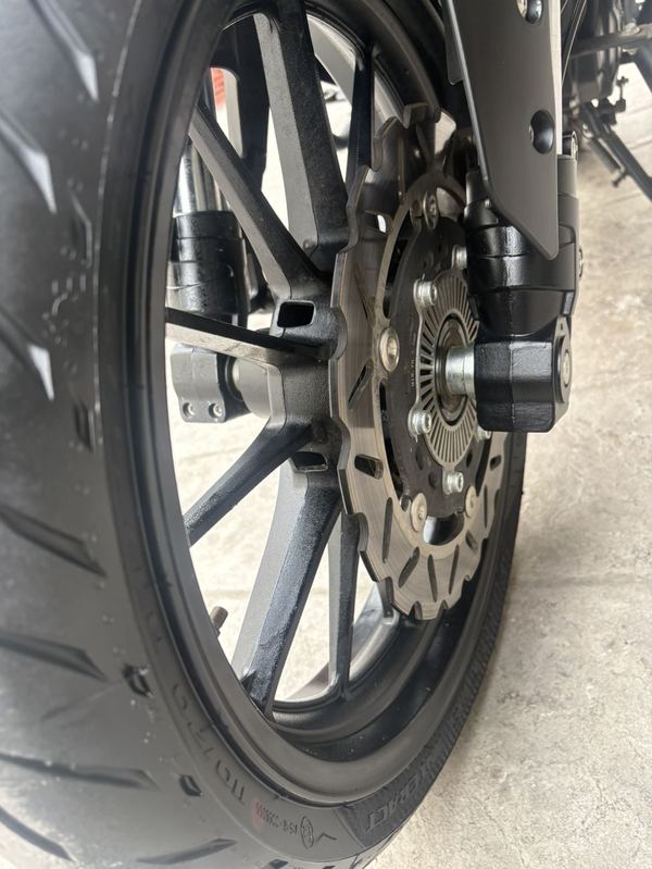 二手贝纳利幼狮 Leoncino 250