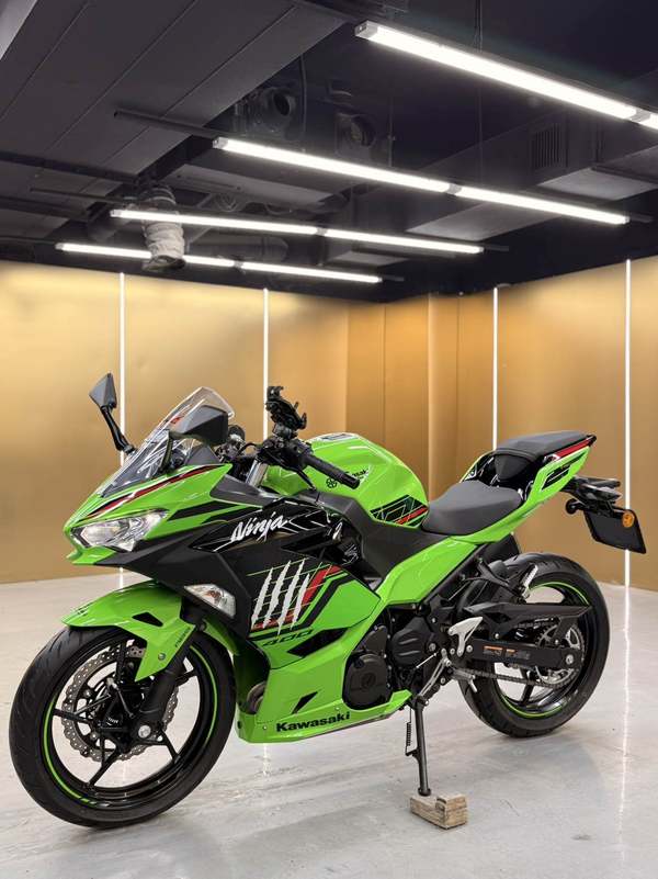 二手川崎Ninja 400