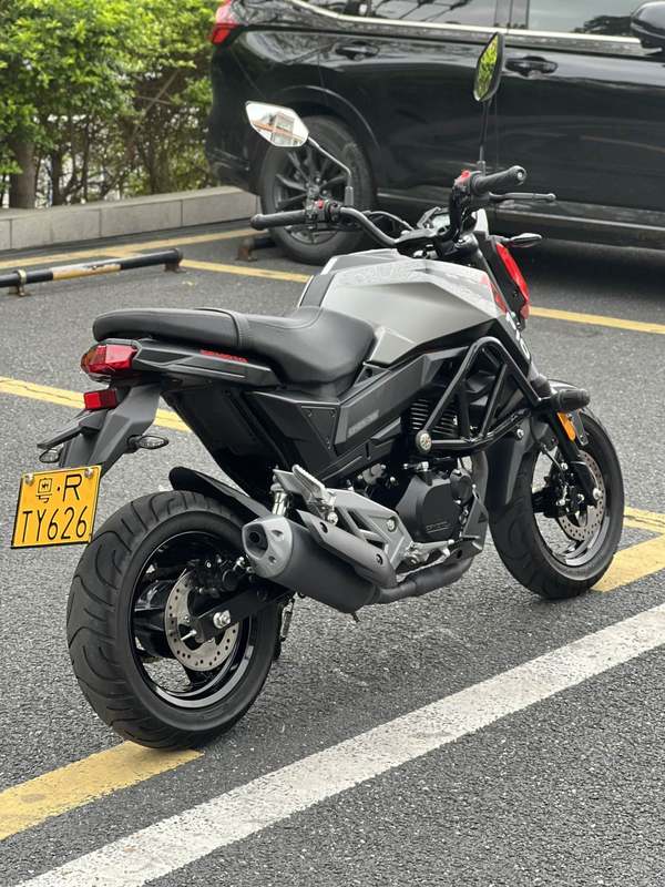 二手春风ST狒狒