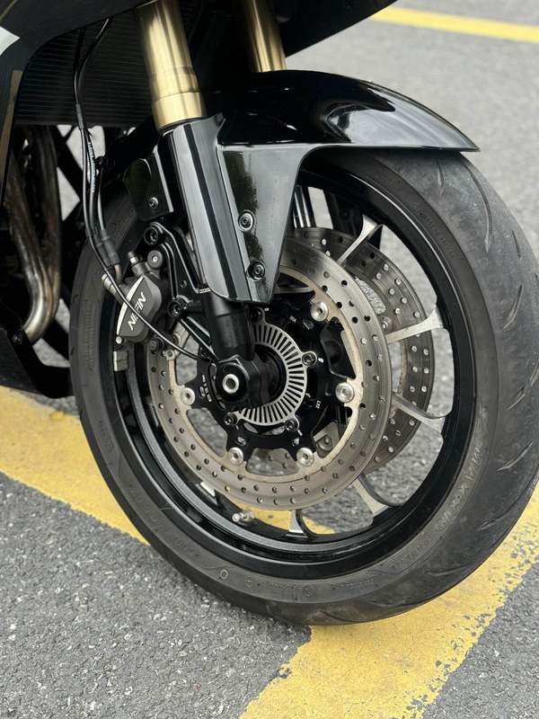 二手贝纳利龙卷风 Tornado 402R