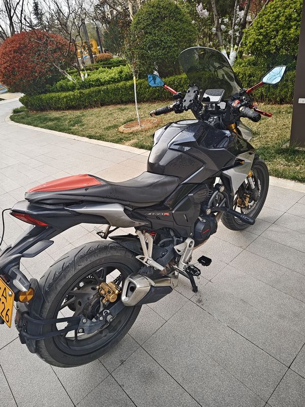 二手五羊本田CB190R 暴锋眼