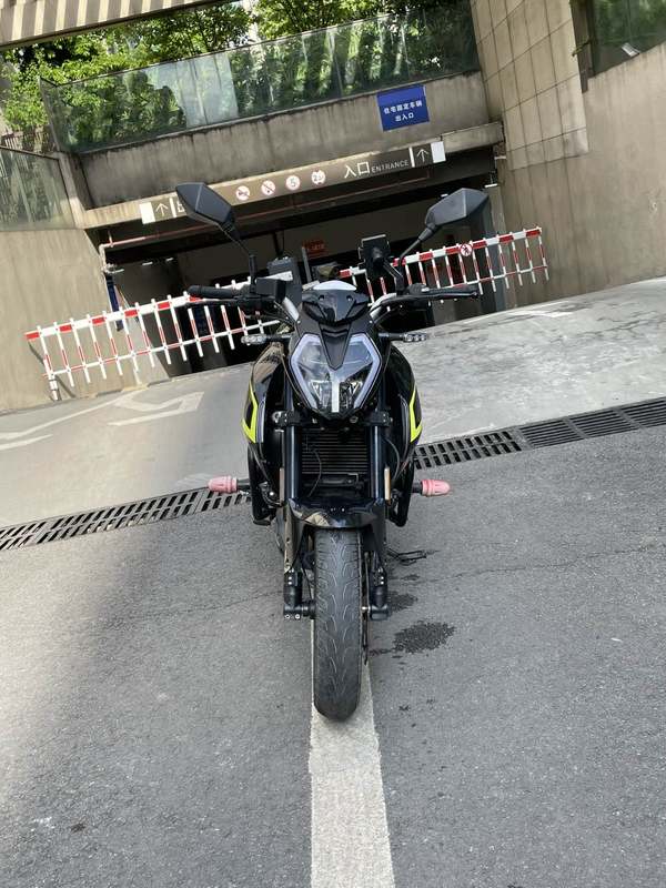 二手贝纳利小迅龙 BN150S