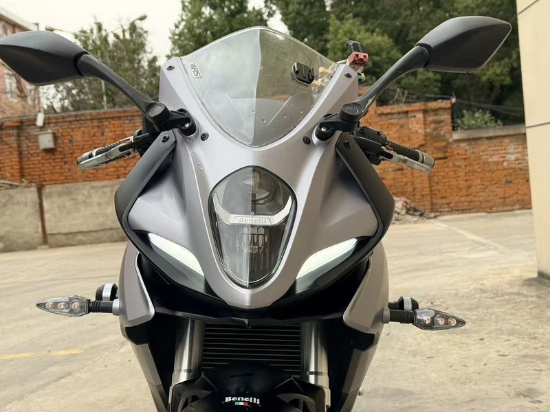 二手贝纳利龙卷风 Tornado 252R