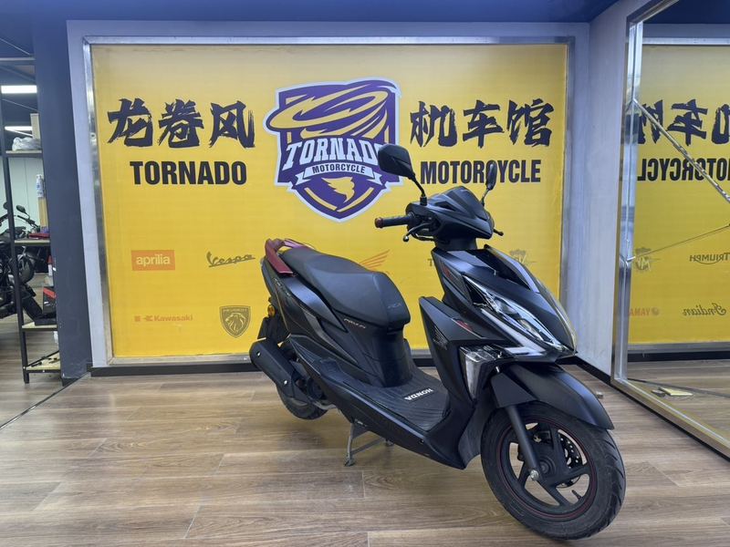 二手新大洲本田裂行 RX125Fi