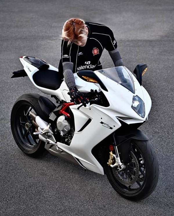 二手奥古斯塔F3 800