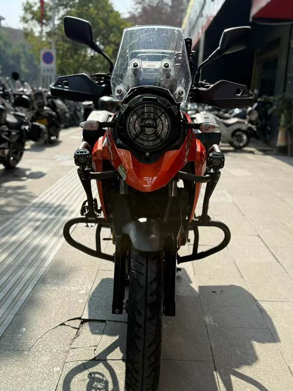 二手豪爵铃木DL250