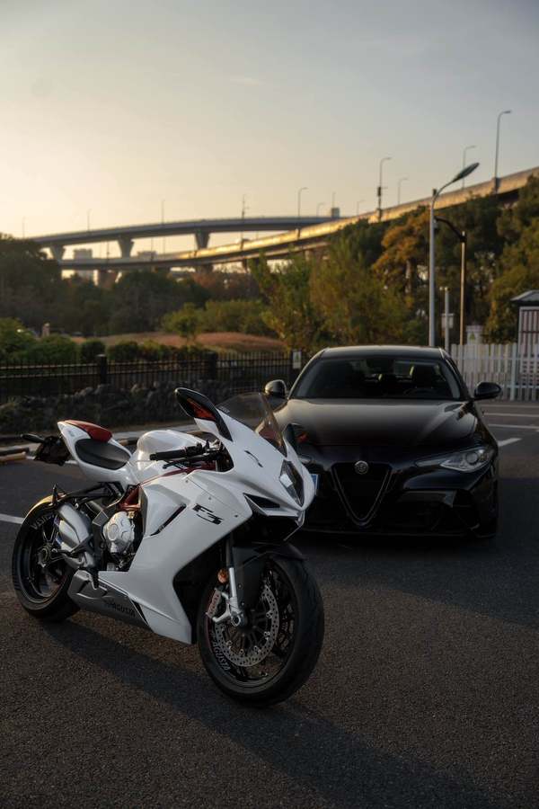 二手奥古斯塔F3 800