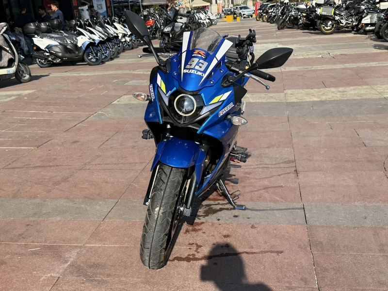 二手豪爵铃木GSX250R