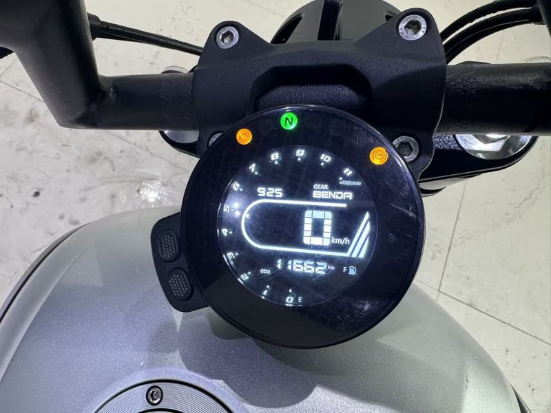 二手奔达Rock300 灰石