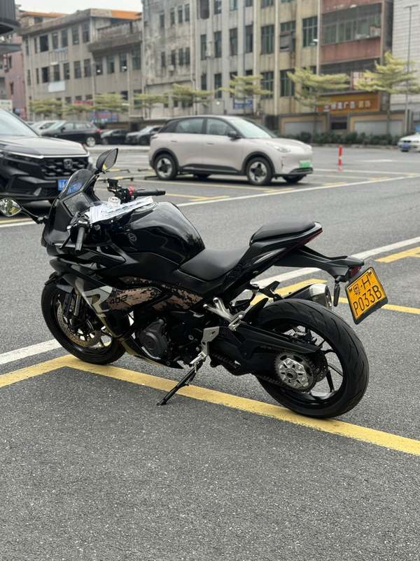 二手贝纳利龙卷风 Tornado 402R